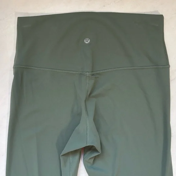 Lululemon Size 10 Sage Green Align High Rise Crop Leggings Athletic Gym Yoga Run - Picture 4 of 7